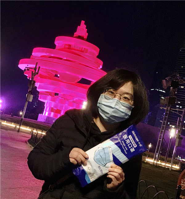 1587716963364934.jpg kaiyun开云官方网站口罩·青岛地标五月的风(用户许女士图片反馈).jpg