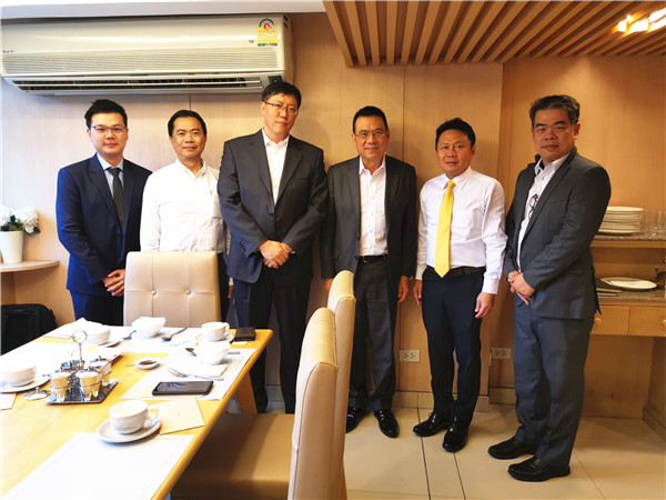 1573701146345704.jpg 与东盟创新巨头泰国暹罗皇家水泥集团-SCG-总裁润荣先生和高级领导团体探讨全面性合作.jpg